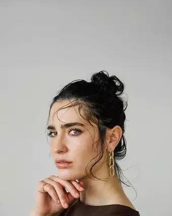 אחת כמוני | בת–שחר ניסן אחת כמוני | בת–שחר ניסן