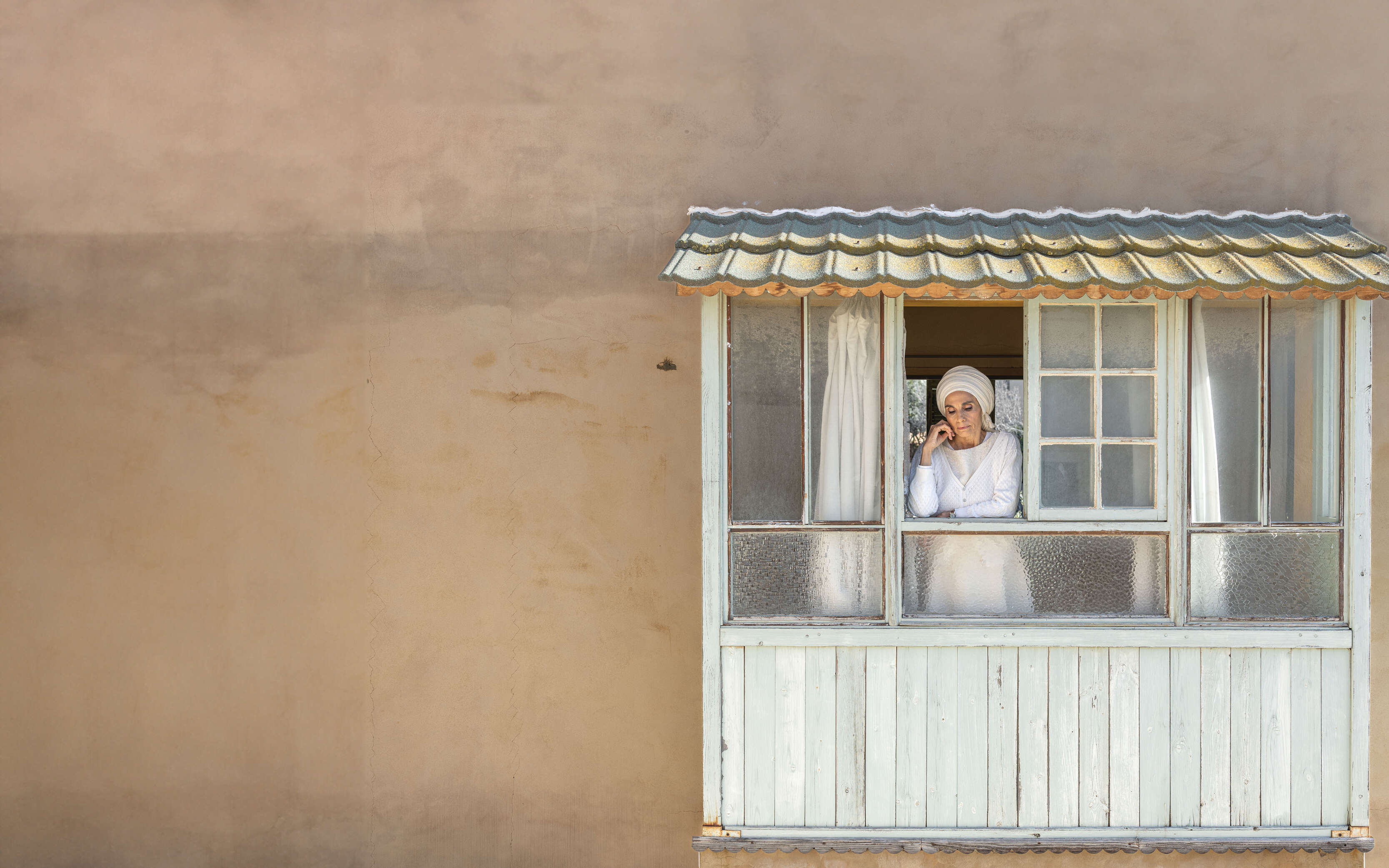 יומניה של אתי | אבישג שאר-ישוב יומניה של אתי | אבישג שאר-ישוב