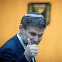 שר האוצר בצלאל סמוטריץ' במהלך ההצבעות על תקציב 2026 | יונתן סינדל, פלאש 90