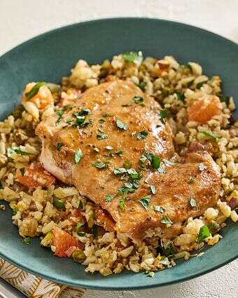 עוף בחרדל דבש עם אורז כרובית | טום מקורקל, עיצוב אוכל מאת ג'ינה ניסטיקו עבור הוושינגטון פוסט עוף בחרדל דבש עם אורז כרובית | טום מקורקל, עיצוב אוכל מאת ג'ינה ניסטיקו עבור הוושינגטון פוסט