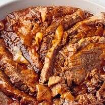 עדיין לא יודעים מה להכין לעיקרית לליל הסדר? זו המנה שלכם | אלכסיי זוזוליה/Voracious דרך AP