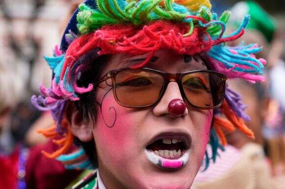 הפגנת הליצנים בבוליביה | AP