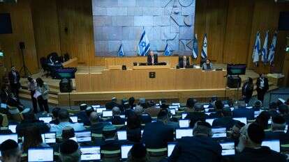 ההצבעה על אישור התקציב בכנסת, השבוע | יונתן זינדל, פלאש 90 ההצבעה על אישור התקציב בכנסת, השבוע | יונתן זינדל, פלאש 90