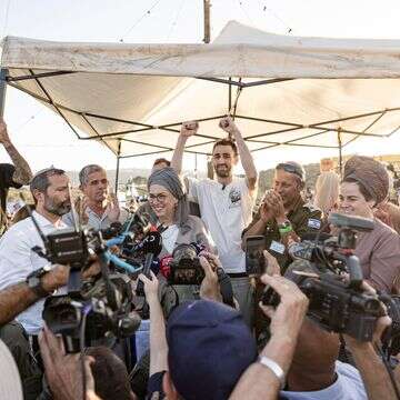 דמעות של אושר על חג חירות שבו גם אבינתן יסב כבן חורין | נעמה שטרן