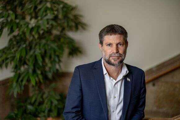 "גם לתומר וגם לי יש אופי ג'ינגי, אבל דווקא שניים כמונו יכולים להסתדר לא רע" | נעמה שטרן "גם לתומר וגם לי יש אופי ג'ינגי, אבל דווקא שניים כמונו יכולים להסתדר לא רע" | נעמה שטרן