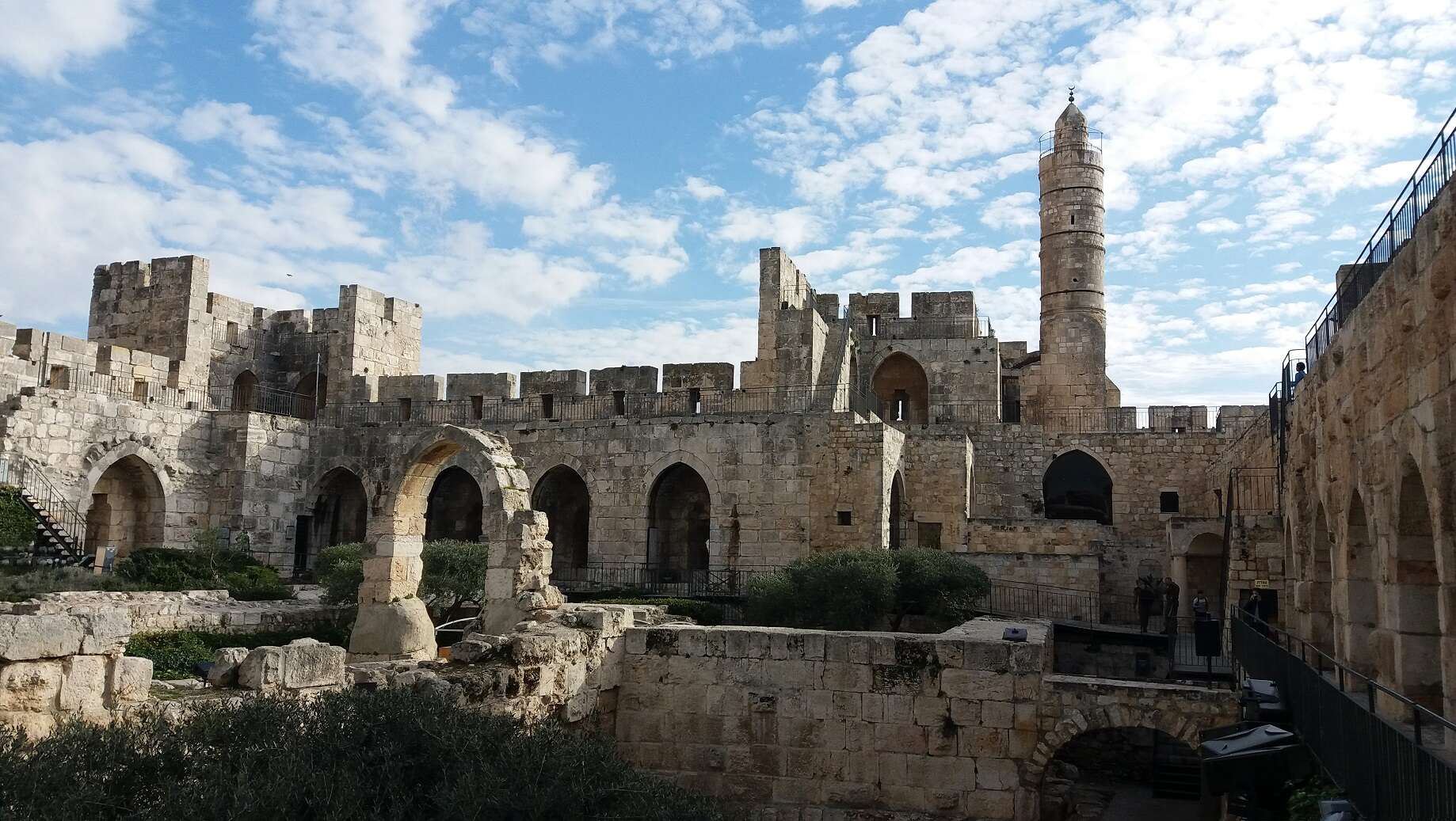 מגדל דוד | ריקי רחמן