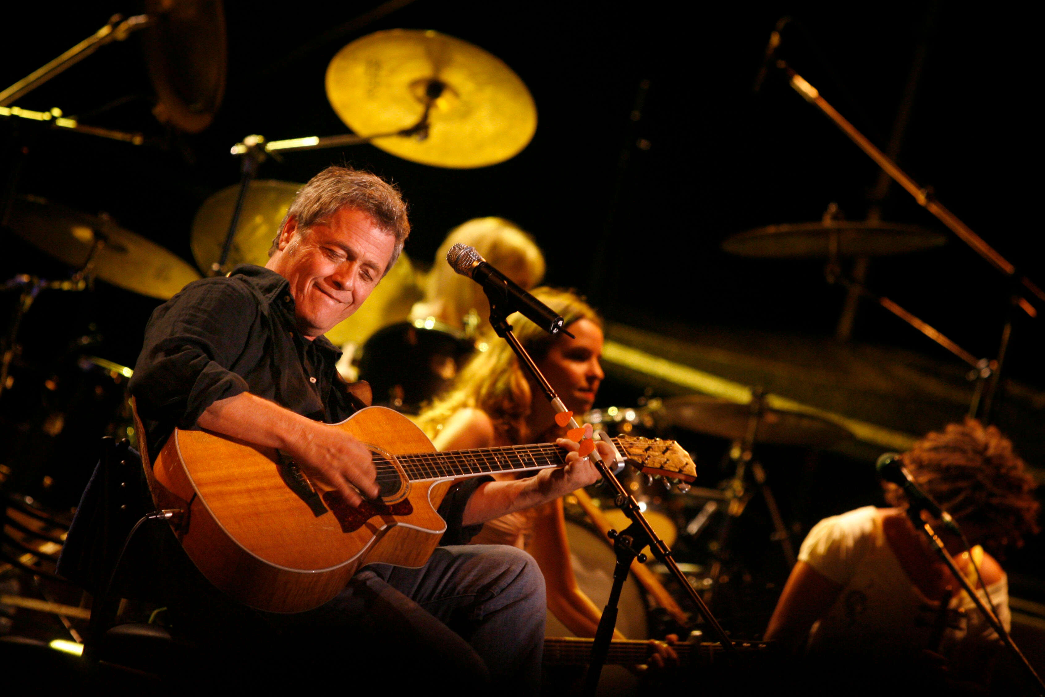 בלי שואה ומזרחים: הספר שמנסה לפצח את המוזיקה הישראלית