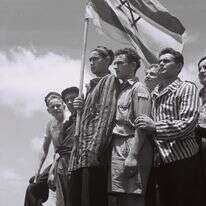 אולי יהיה לי בשביל מי לחיות דף הבית | קלוגר זולטן - לע"מ