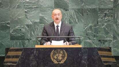 נשיא אזרבייג'ן אילהם אלייב נואם באו"ם, ספטמבר 2025 | גטי אימג'ס נשיא אזרבייג'ן אילהם אלייב נואם באו"ם, ספטמבר 2025 | גטי אימג'ס