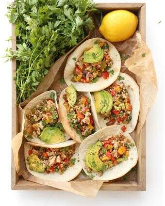 גם מי שלא אוהבת טופו טרפה את הטורטייה | אפרת ליכטנשטט גם מי שלא אוהבת טופו טרפה את הטורטייה | אפרת ליכטנשטט