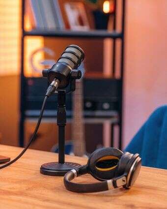 פודקאסט. אילוסטרציה | שאטרסטוק