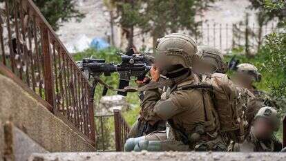 פעילות כוחות אוגדה 98 באזור בינת ג׳בייל, מבצע שאגת הארי, אפריל 26' | דובר צה"ל