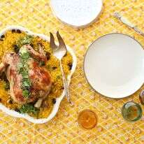 מארחים בשבת? עוף “שיכור” ממולא בשר ובורגול | אפרת ליכטנשטט