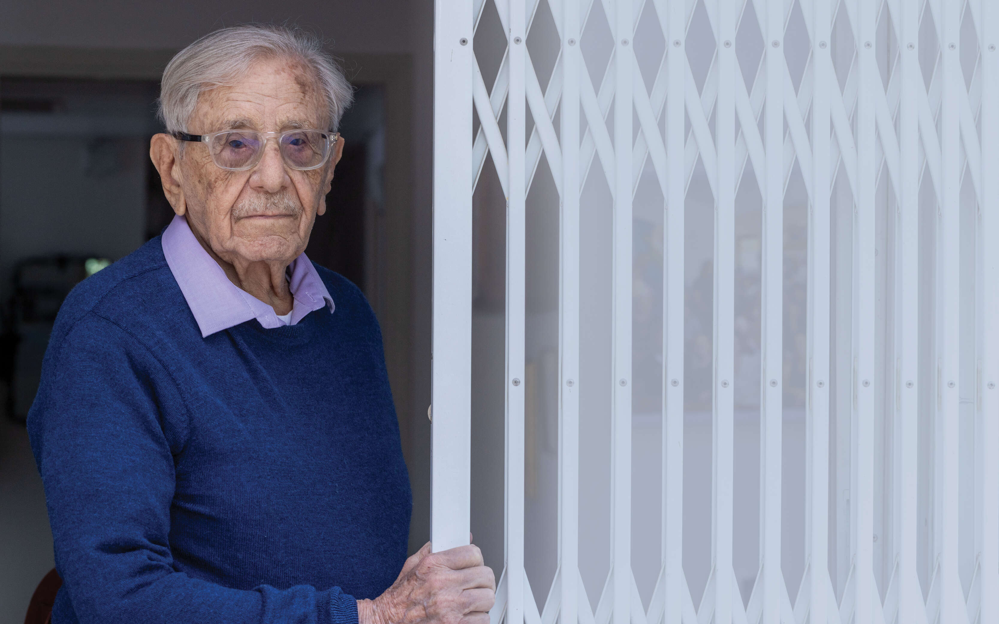 והצלתי והוצאתי והבאתי | יוסי אלוני