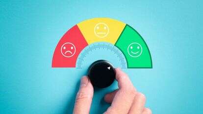 מה מותר ומה אסור- שיעור בחפץ חיים | שאטרסטוק