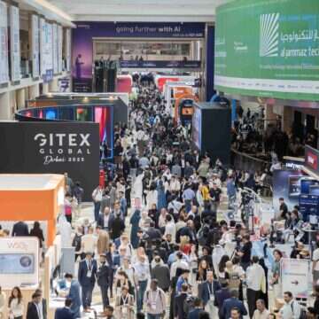 חוות שרתים תת־קרקעית יקרה יותר לתפעול. יריד הטכנולוגיה והבינה המלאכותית בדובאי, בחודש אוקטובר | Getty Images