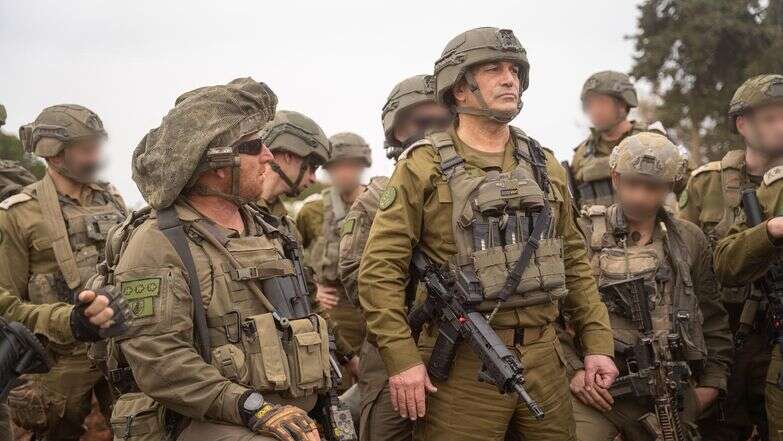 הרמטכ"ל זמיר בתצפית בדרום לבנון | דובר צה"ל