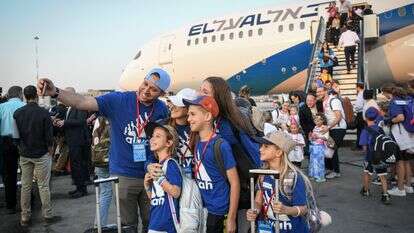 עולים חדשים מצפון אמריקה מגיעים ל"טיסת עלייה" מיוחדת מטעם ארגון נפש בנפש (ארכיון) | פלאש 90