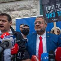 איתמר בן-גביר, מדבר עם התקשורת מחוץ לבית המשפט העליון בירושלים, 15 באפריל 2026 | יונתן זינדל - פלאש 90