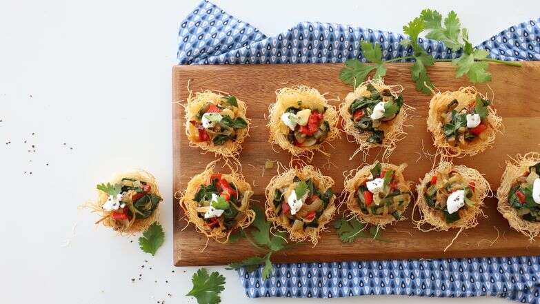 סלסילות קדאיף במילוי מנגולד ופלפלים קלויים | אפרת ליכטנשטט