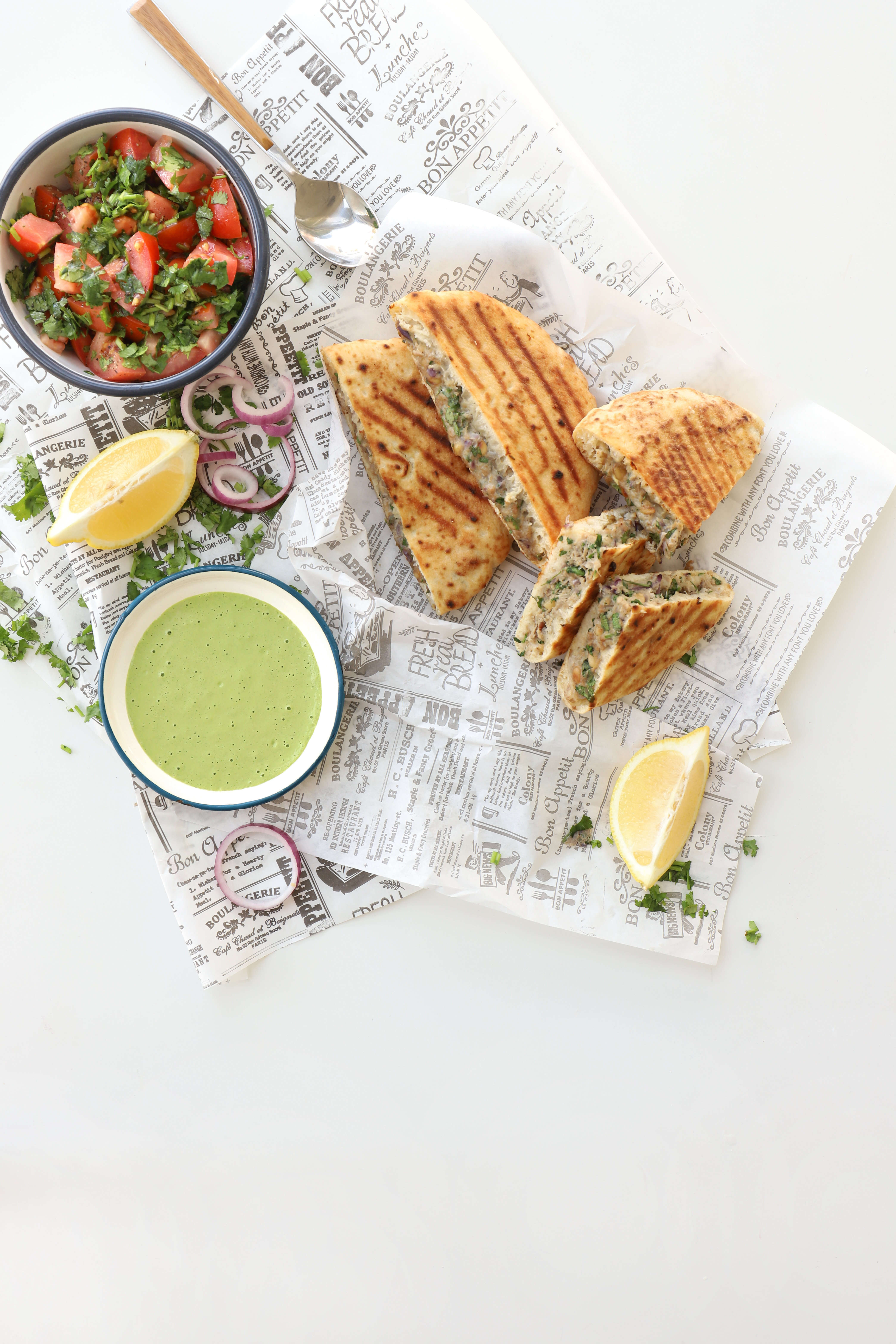 עראייס דגים | אפרת ליכטנשטט