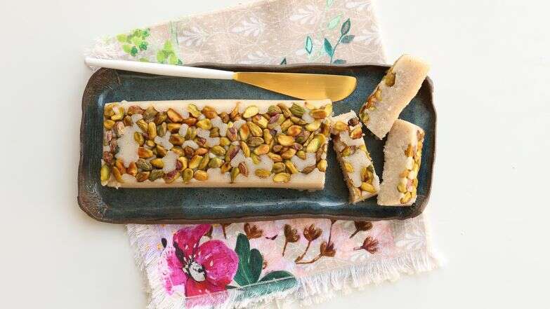 חלווה דה סמולה | אפרת ליכטנשטט