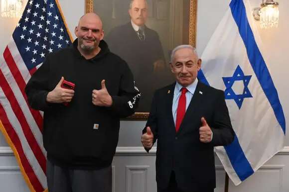 ראש הממשלה בנימין נתניהו עם הסנאטור הדמוקרט ג'ון פטרמן | אבי אוחיון, לע"מ ראש הממשלה בנימין נתניהו עם הסנאטור הדמוקרט ג'ון פטרמן | אבי אוחיון, לע"מ