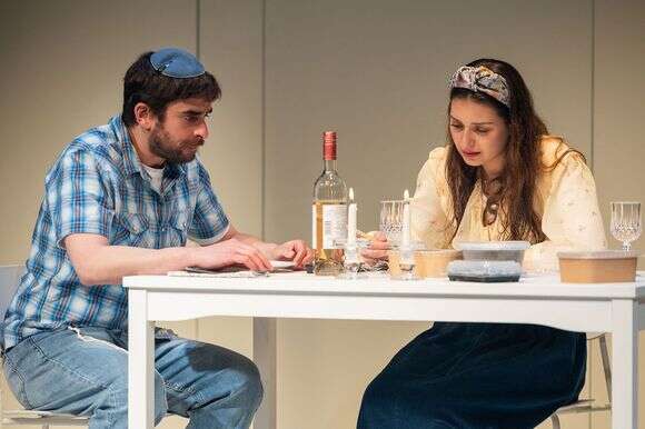 מי שסוכתו נופלת | יעל אילן