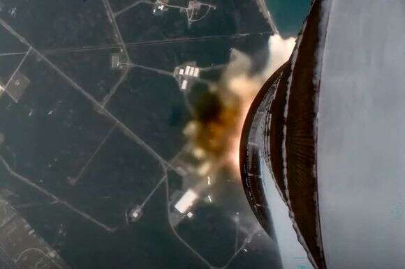 טיל ה-New Glenn של Blue Origin | AFP