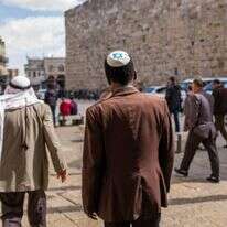 להאיר פנים לנוכרי מתוך בית המדרש. העיר העתיקה בירושלים | קורינה קרן, פלאש 90