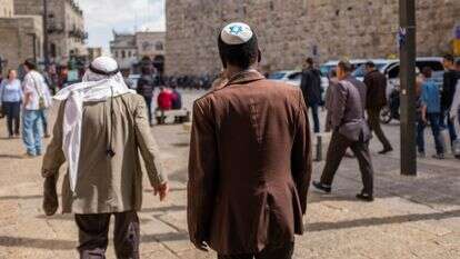 להאיר פנים לנוכרי מתוך בית המדרש. העיר העתיקה בירושלים | קורינה קרן, פלאש 90