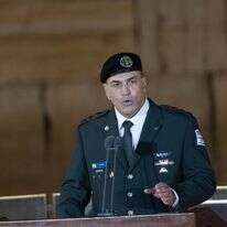 הרמטכ"ל זמיר בנאום עצרת יום הזיכרון בכותל המערבי | חיים גולדברג, פלאש 90