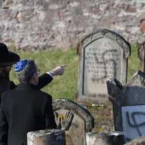 בית העלמין היהודי ליד שטרסבורג, צרפת, שעבר השחתה אנטישמית | AFP