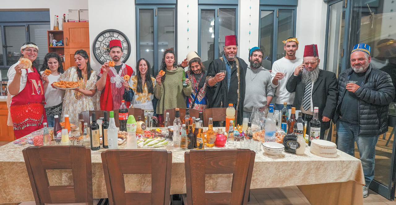 "הזהות המסורתית היא המרפא לחברה". חגיגת מימונה במושב דישון, בשבוע שעבר | אייל מרגולין, פלאש 90