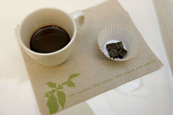 המסת שוקולד במיקרוגל | AP Photo/Ted S. Warren