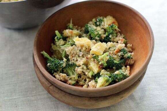 ניתן לבשל קינואה על הכיריים או בסיר אורז, אך אין כמו במיקרוגל מבחינת נוחות | AP Photo/Matthew Mead