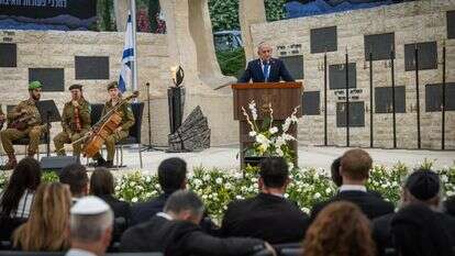 טקס הזיכרון הממלכתי לחללי פעולות האיבה, בבית העלמין הצבאי בהר הרצל בירושלים | חיים גולדברג - פלאש 90