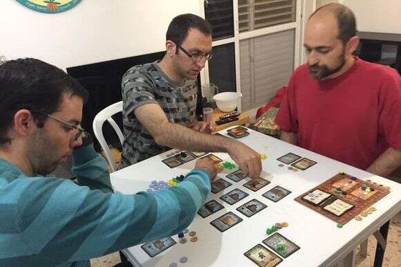 משחקי חברה למבוגרים | רואי אנואר