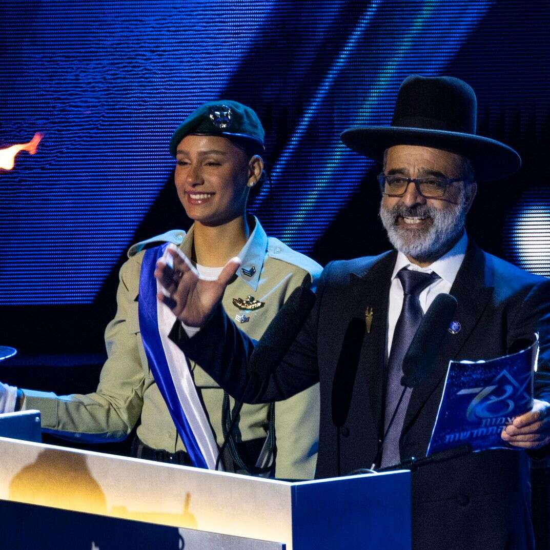 הרב זרביב בהדלקת המשואה בטקס יום העצמאות, השבוע | חיים גולדברג, פלאש 90