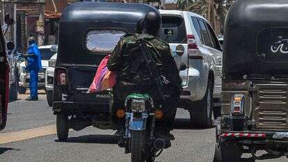 חייל סודאני ברחובות חרטום | AFP