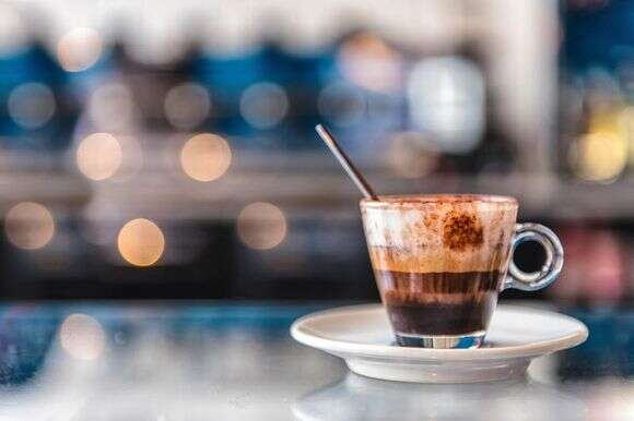 כוס אספרסו במילאנו, איטליה | יהב גמליאל/פלאש90