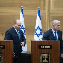 נפתלי בנט ויאיר לפיד במסיבת עיתונאים משותפת בכהונת הכנסת הקודמת | יונתן זינדל, פלאש 90