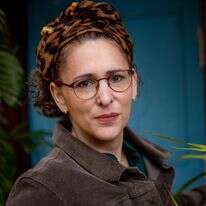 לקרוא בין השורות דף הבית | אריק סולטן