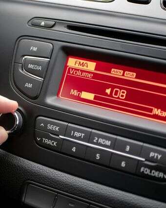 רדיו. אילוסטרציה | שאטרסטוק