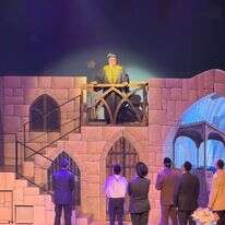 מחזה "חזון עובדיה" של תיאטרון "משמחי לב" | יחצ