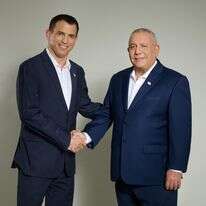 גדי איזנקוט ושאול מרידור, בהכרזתם | דוברות מפלגת "ישר"