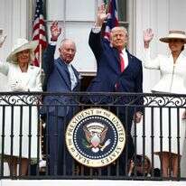 טראמפ והמלך טראמפ, אמש | AFP