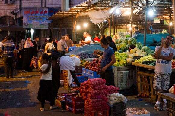 שוק ברמאללה | מיכה בונד, פלאש 90