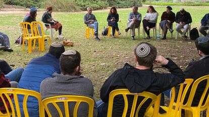 אנשי ישיבת ירוחם בניר־עוז | הלל ברקאי