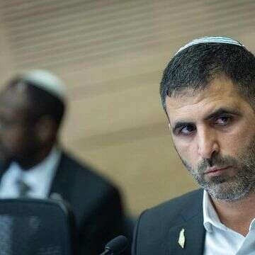 שר התקשורת שלמה קרעי בוועדה המיוחדת לחוק התקשורת בכנסת | יונתן זינדל, פלאש 90